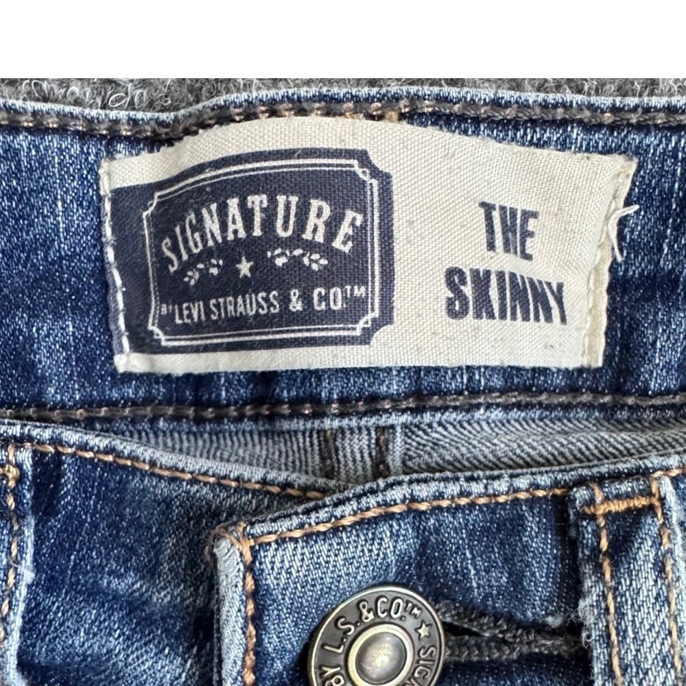 Signature by Levi Strauss The Skinny Shorts Blue Raw Hem Casual Boho 4M
